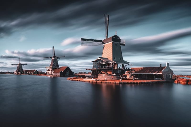The Biggest News Sources Covering the Netherlands (English & Dutch) post image