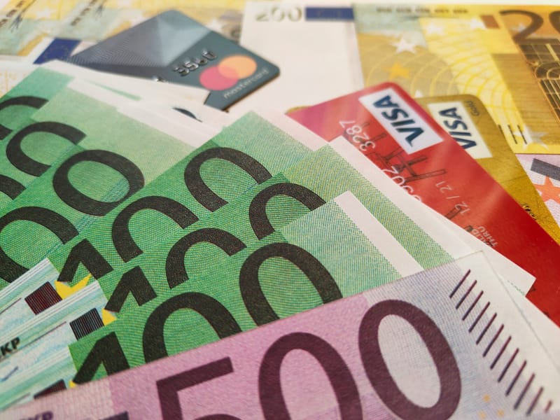 Dutch Central Bank Says Shared EU Borrowing Could Make Debt Problems Worse post image